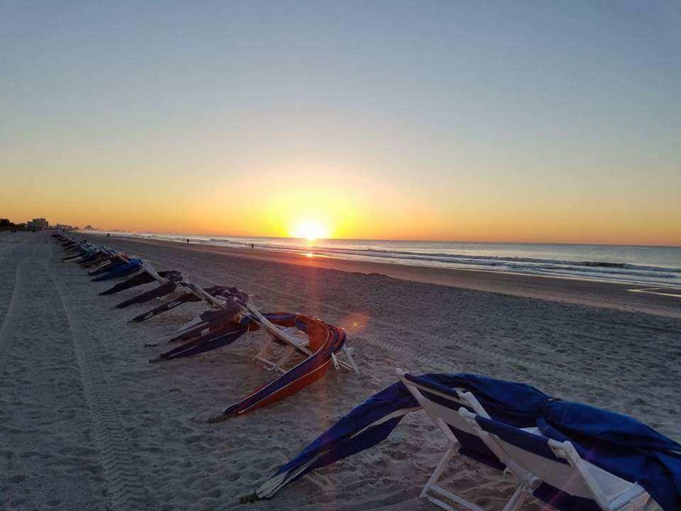 The Palms Resort-Oceanfront Myrtle Beach Buitenkant foto